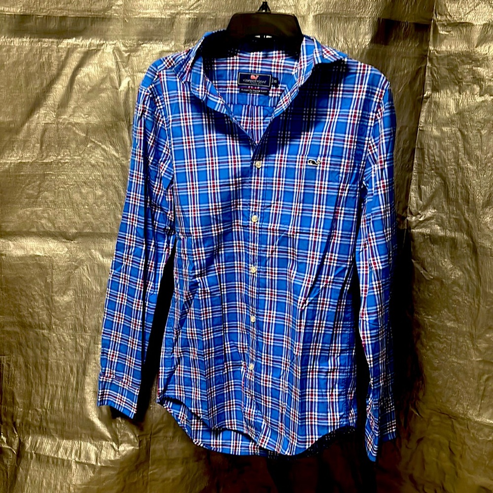 Vineyard Vines classic fit tucker shirt size men’s xtra small